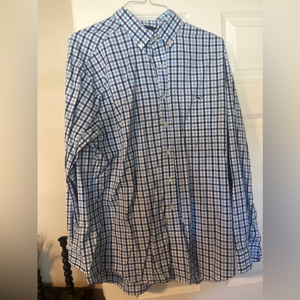 Vineyard Vines Button down